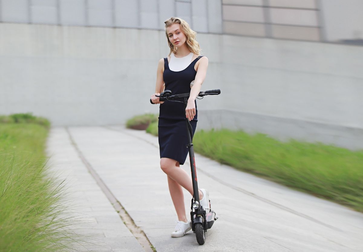 Elektrická koloběžka KAABO Skywalker 8H