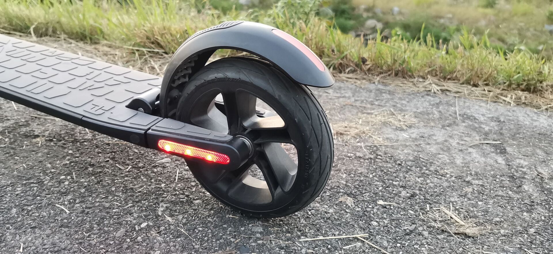 Elektrická koloběžka SEAT MÓ eKickScooter