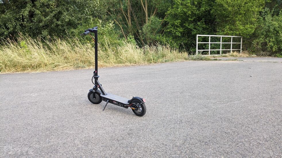 Elektrická koloběžka Sencor Scooter S70
