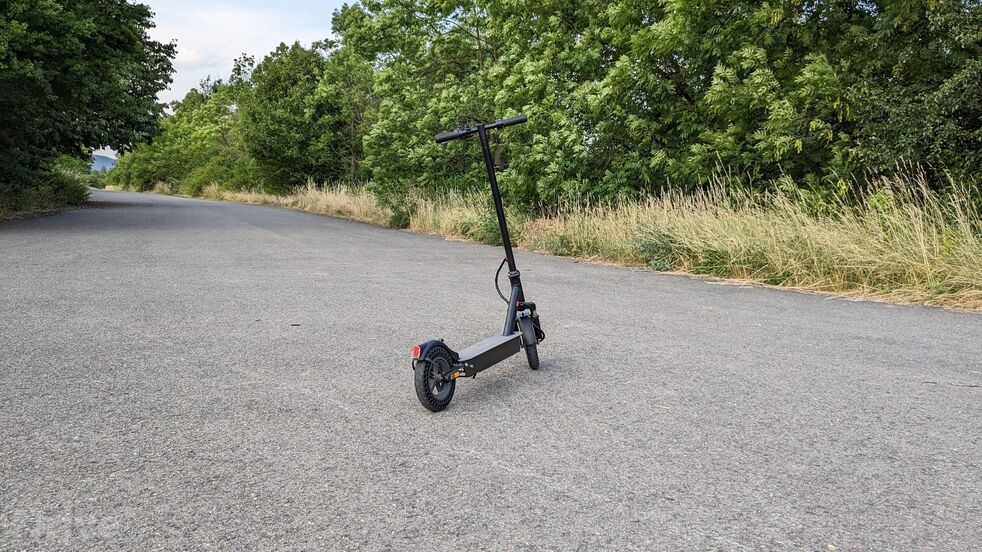 Elektrická koloběžka Sencor Scooter S70