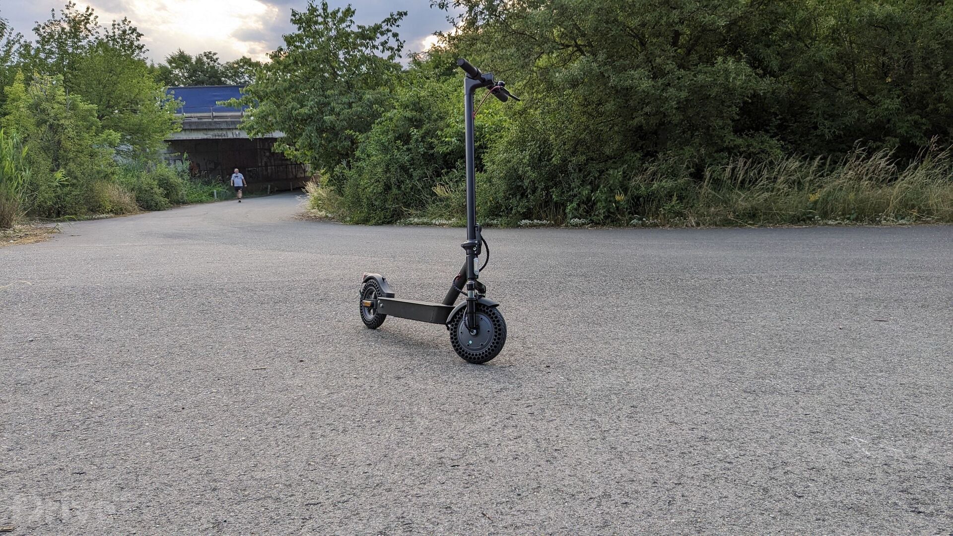 Elektrická koloběžka Sencor Scooter S70