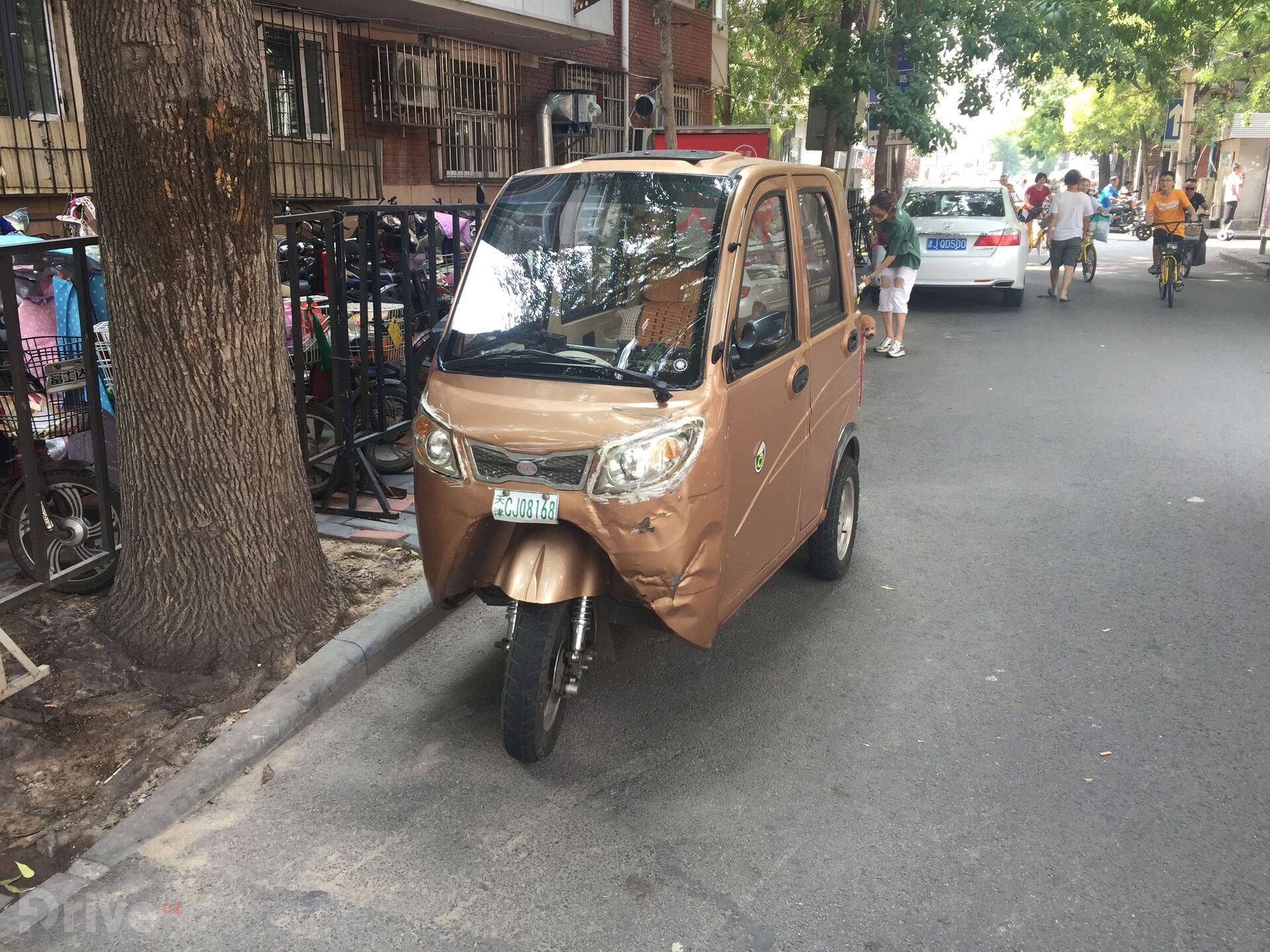 elektrická tříkolka