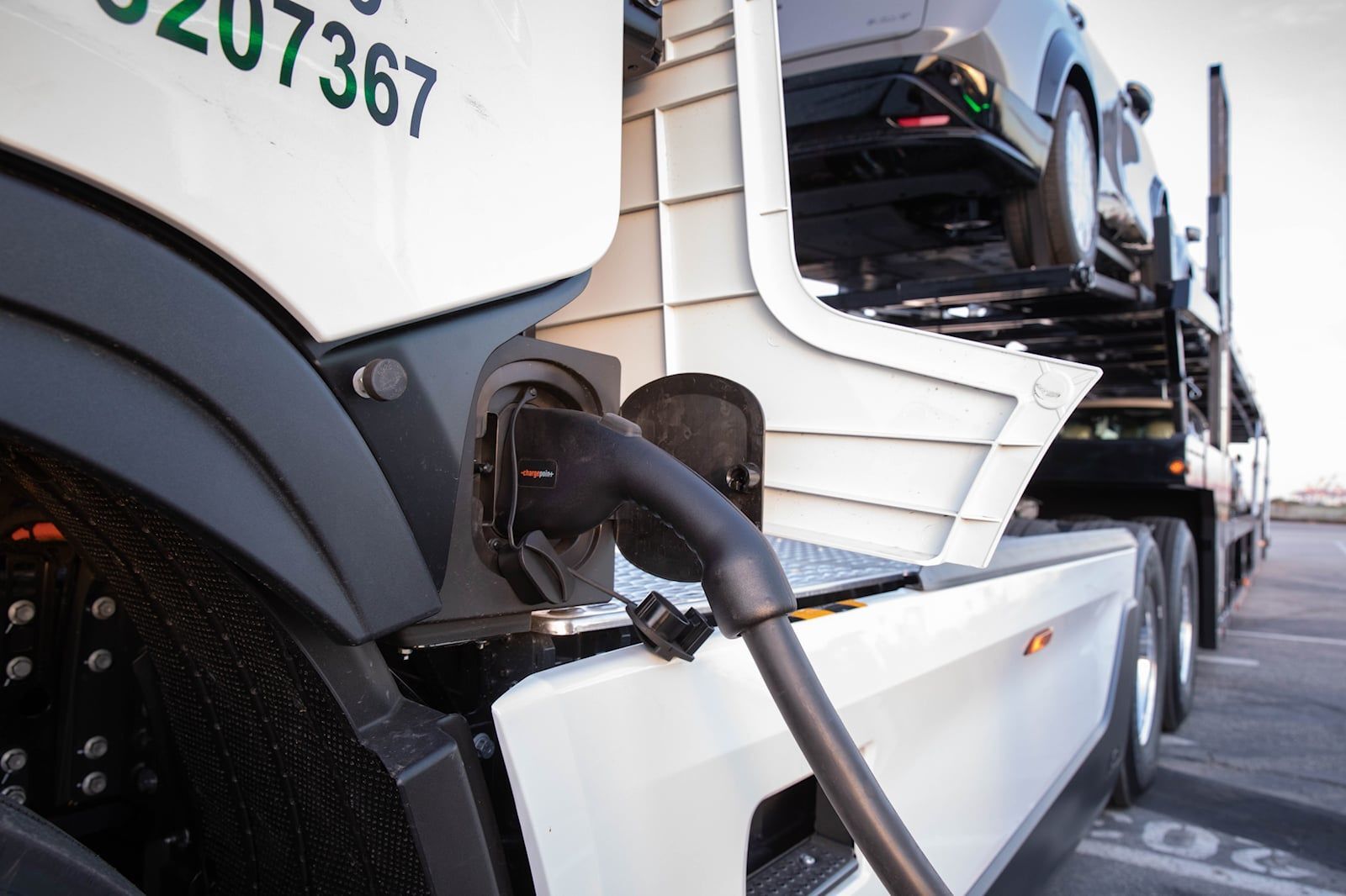 elektrické tahače pro firmu Nissan