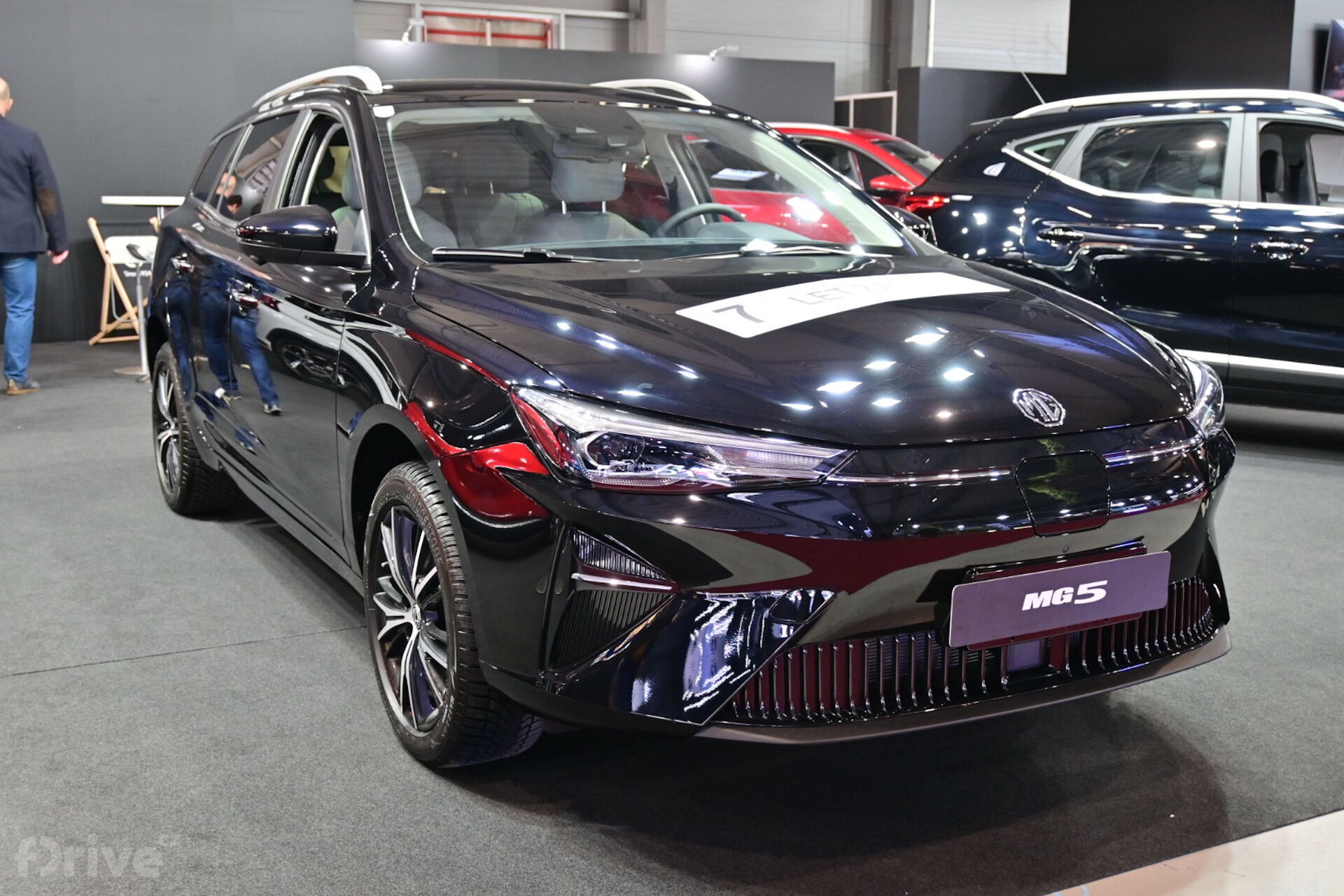 Elektrický kombík MG5