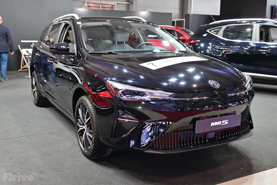 Elektrický kombík MG5