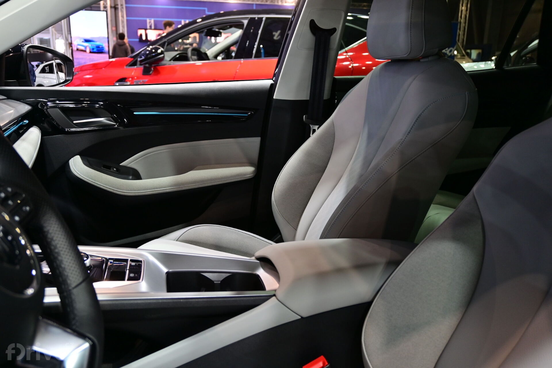 Elektrický kombík MG5