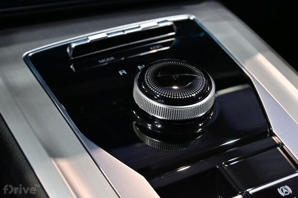 Elektrický kombík MG5