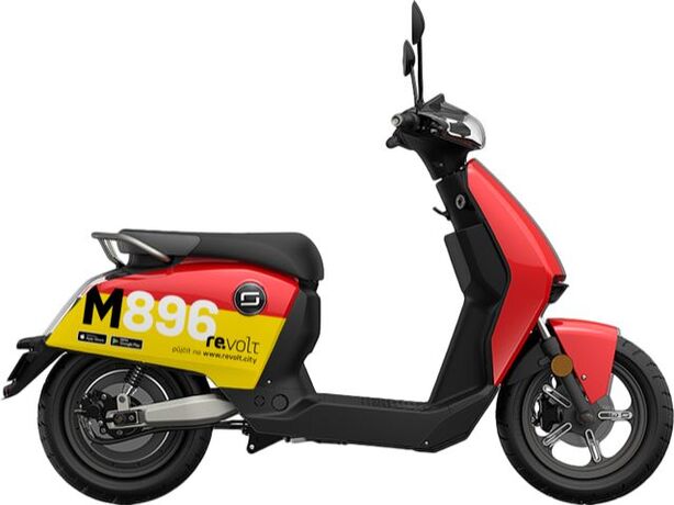 Elektrický skútr do re.voltu