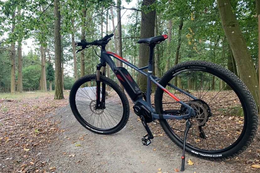 Elektrokolo Tuwan Comp od Apache Bicycles