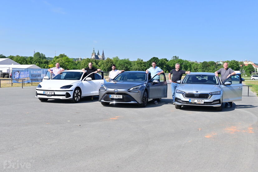 Elektromobil, auto na vodík a auto na CNG