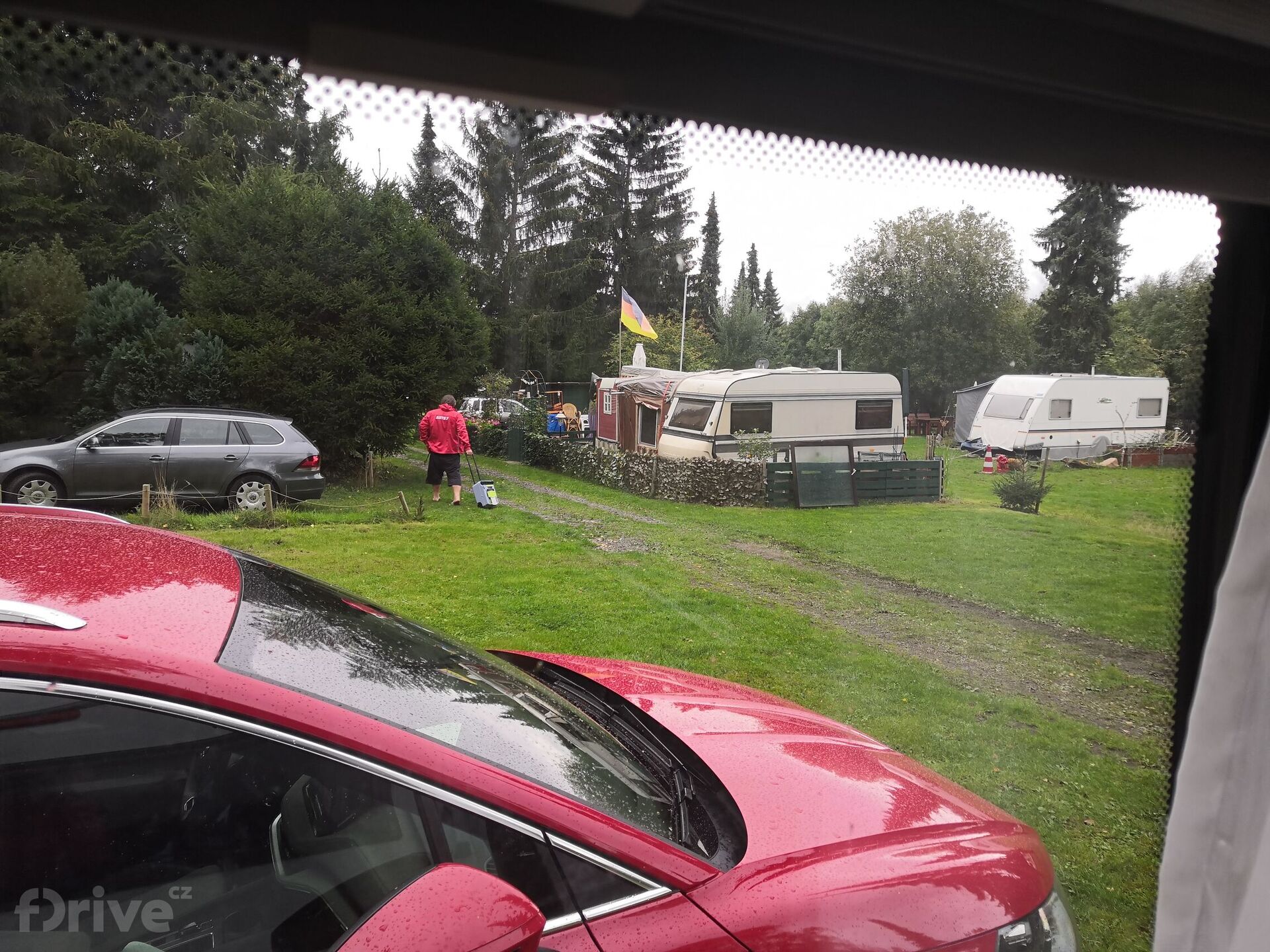 Elektromobilem s přívěsem