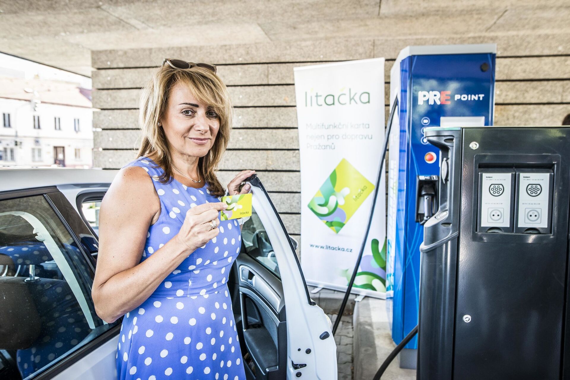 elektromobilní lítačka