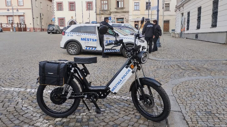 Elektromotorky ve službách policie