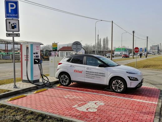 E.ON, Beroun, Plzeňská ul., čerpací stanice Benzina