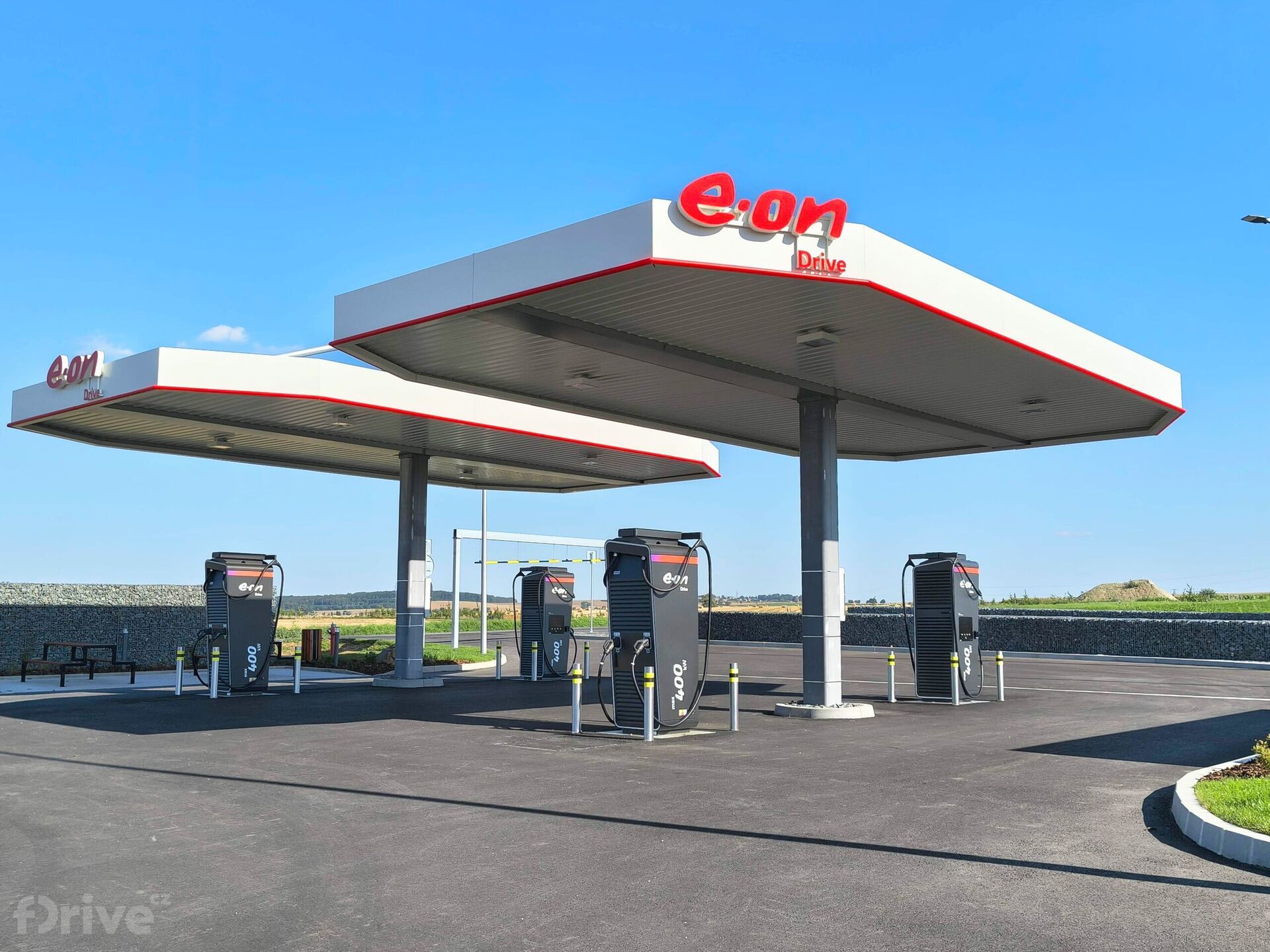 E.ON, dálnice D1, exit 244, odpočívka Mořice