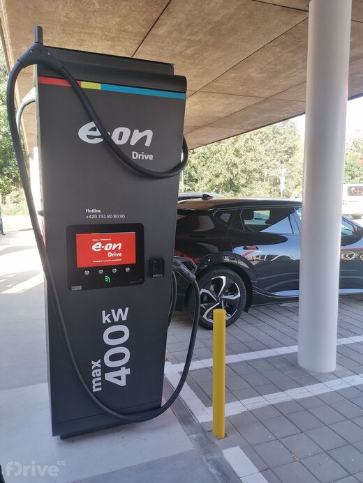 E.ON, dálnice D1 exit č.90, Vystrkov