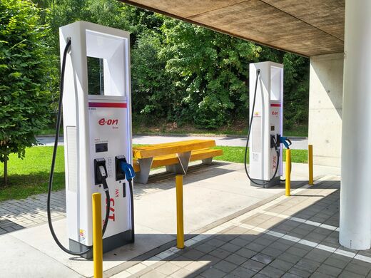 E.ON, dálnice D1 exit č.90, Vystrkov