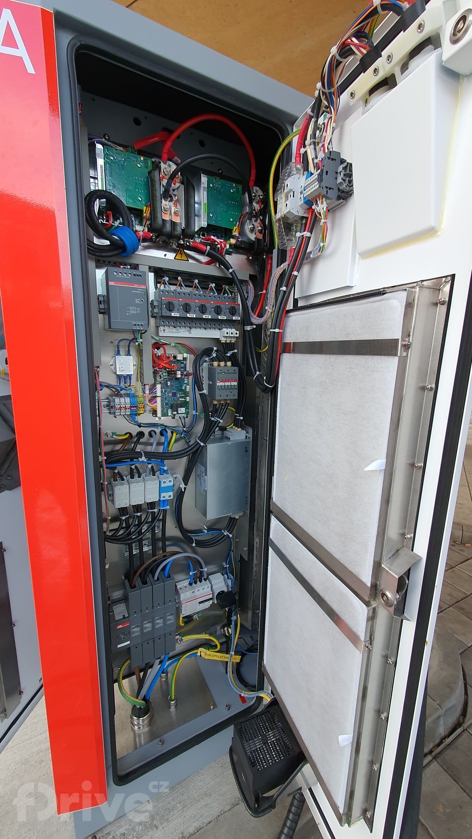 e.on Humpolec - rychlonabíjecí stanice ABB