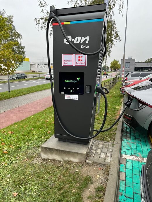 E.ON, Karviná, Leonovova ul., OC Kaufland