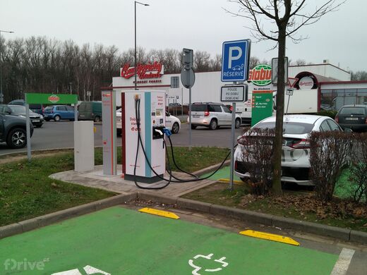 E.ON, Pardubice, Poděbradská ul., OC Globus