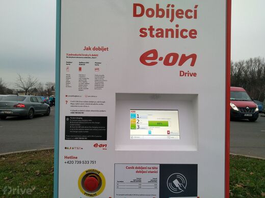 E.ON, Pardubice, Poděbradská ul., OC Globus