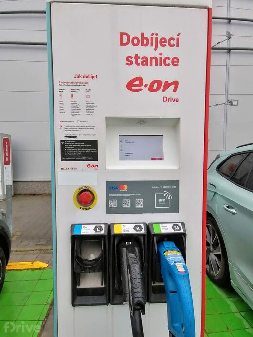 E.ON, Plzeň - Chotíkov, Studentská ul., OC Globus