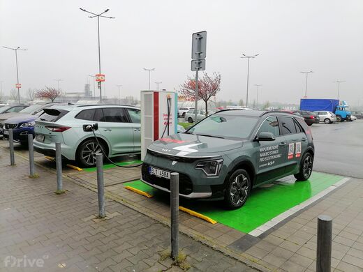 E.ON, Plzeň - Chotíkov, Studentská ul., OC Globus