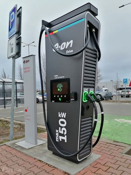 E.ON, Praha 18 - Čakovice, obchodní centrum Globus