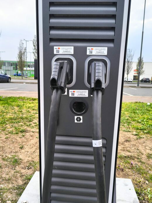 E.ON, Praha 18 - Čakovice, obchodní centrum Globus Praha-Čakovice
