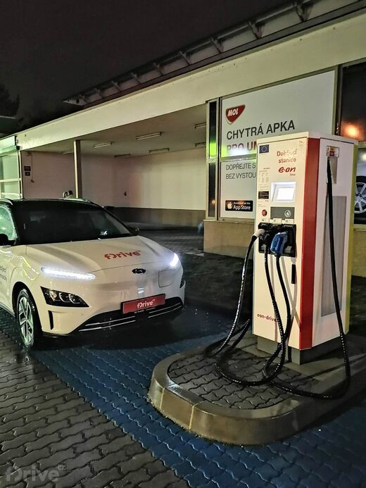 E.ON, Praha 6 - Jiviny, Drnovská ul,  čerpací stanice MOL