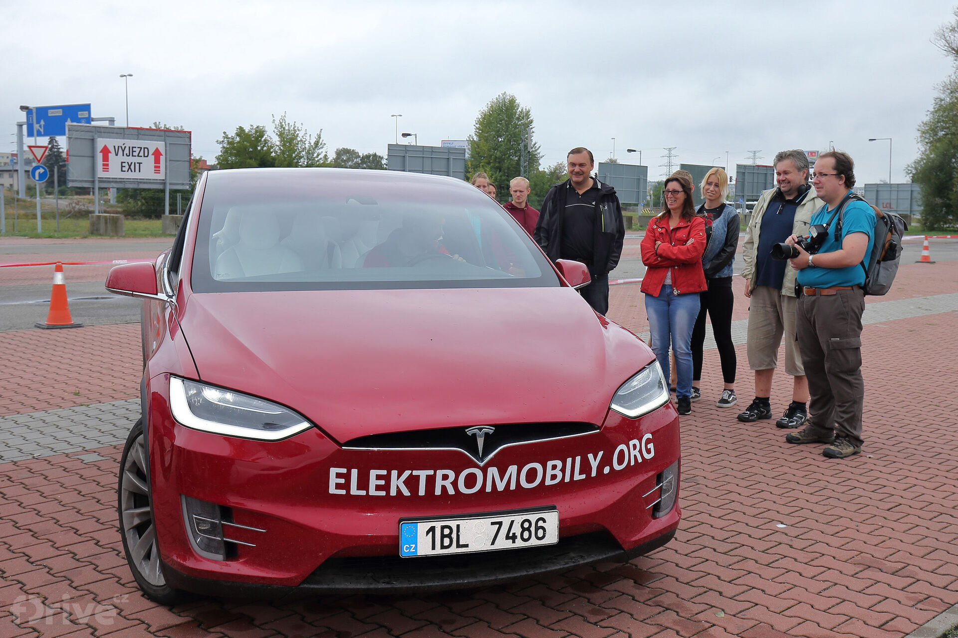 Escape6 Prague Car Festival