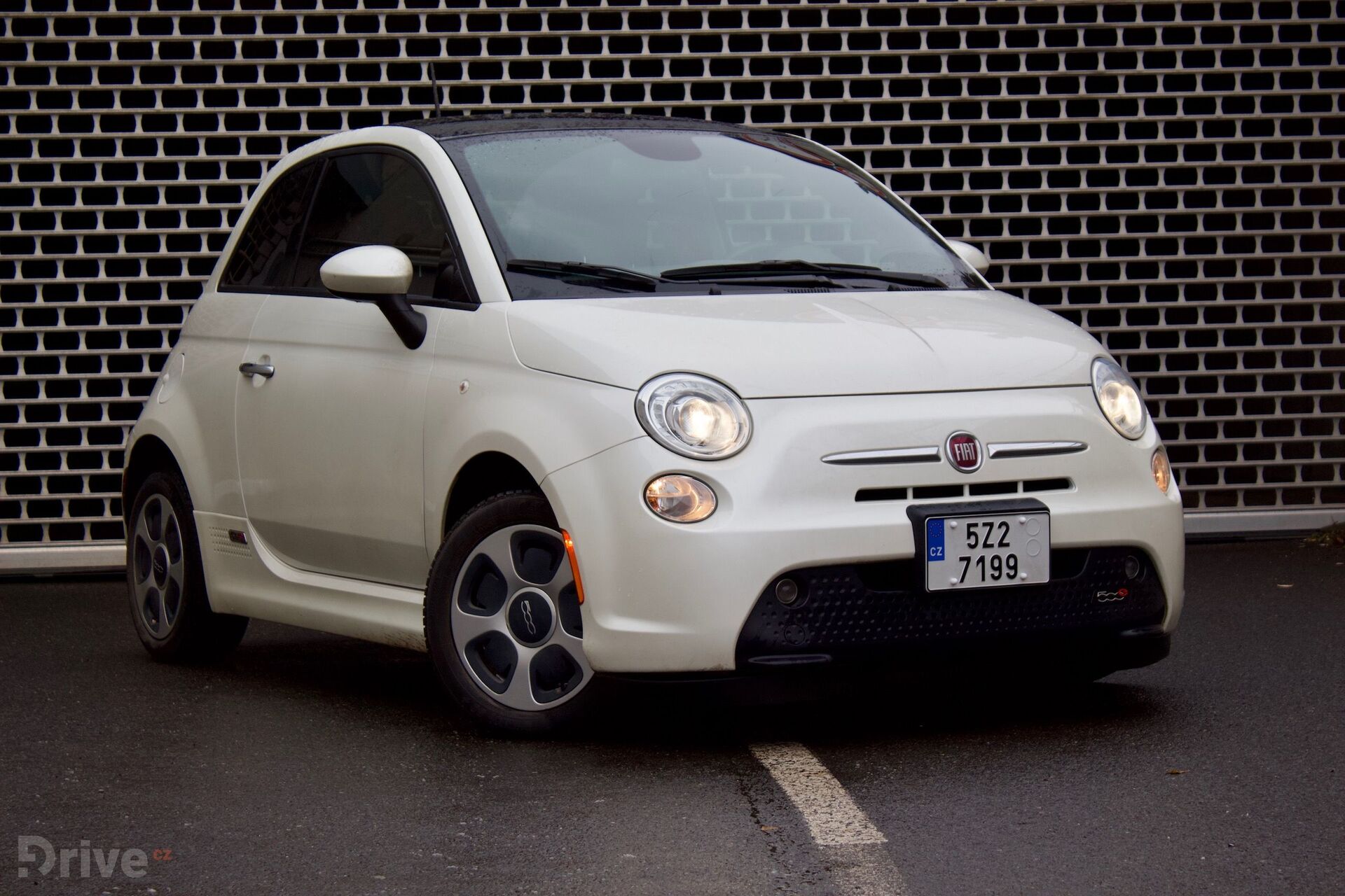 Fiat 500e (2012)