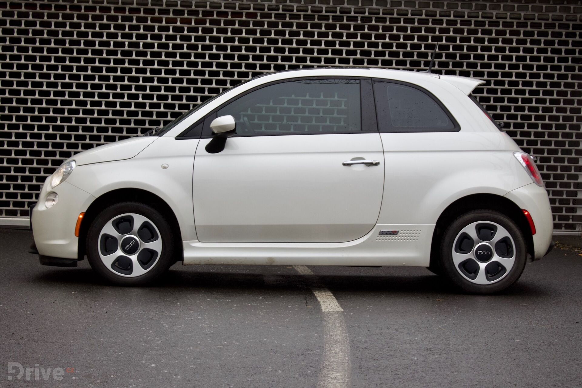 Fiat 500e (2012)