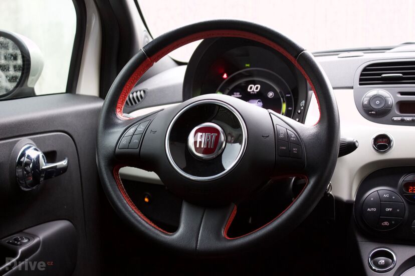 Fiat 500e (2012)