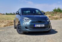 Fiat 500e Giorgio Armani (2025)