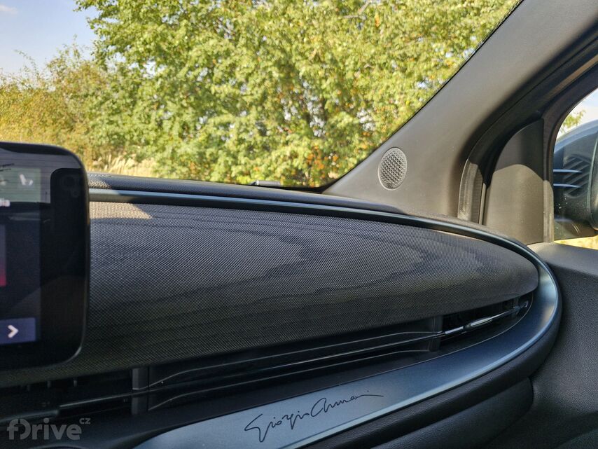 Fiat 500e Giorgio Armani (2025)