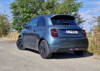 Fiat 500e Giorgio Armani (2025)