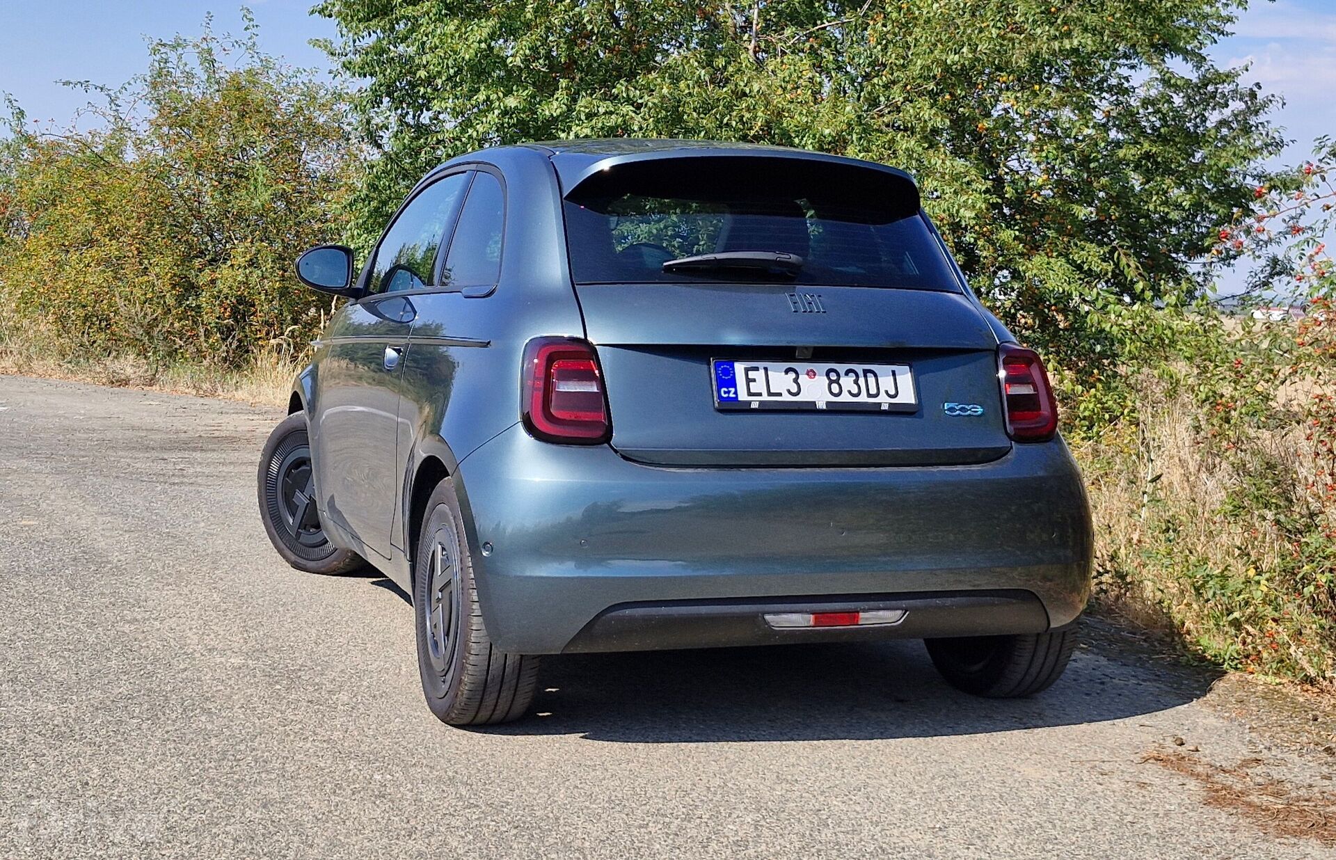 Fiat 500e Giorgio Armani (2025)