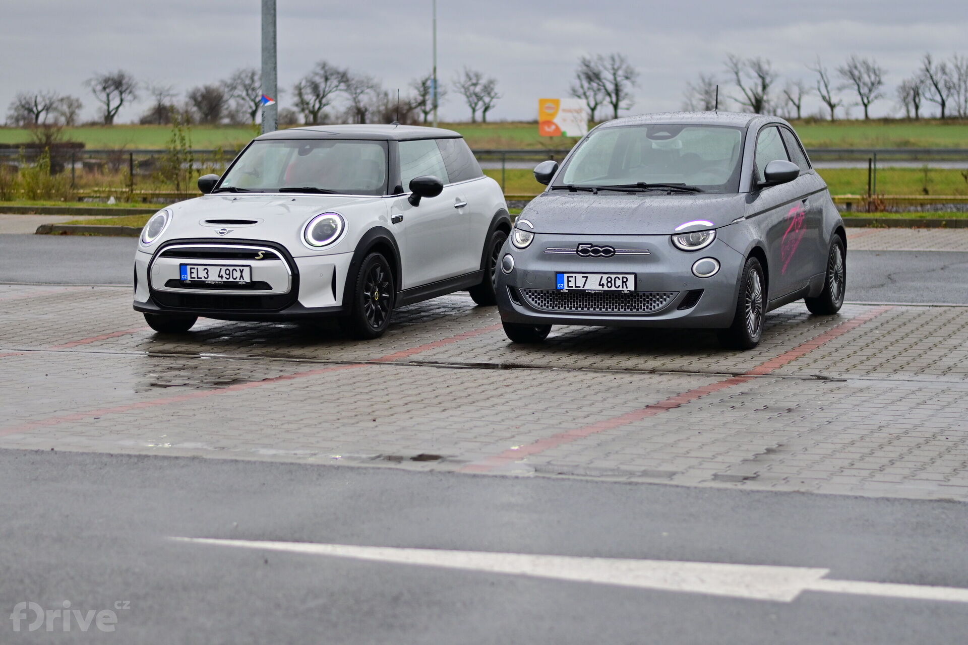 Fiat 500e nebo Mini Cooper SE?