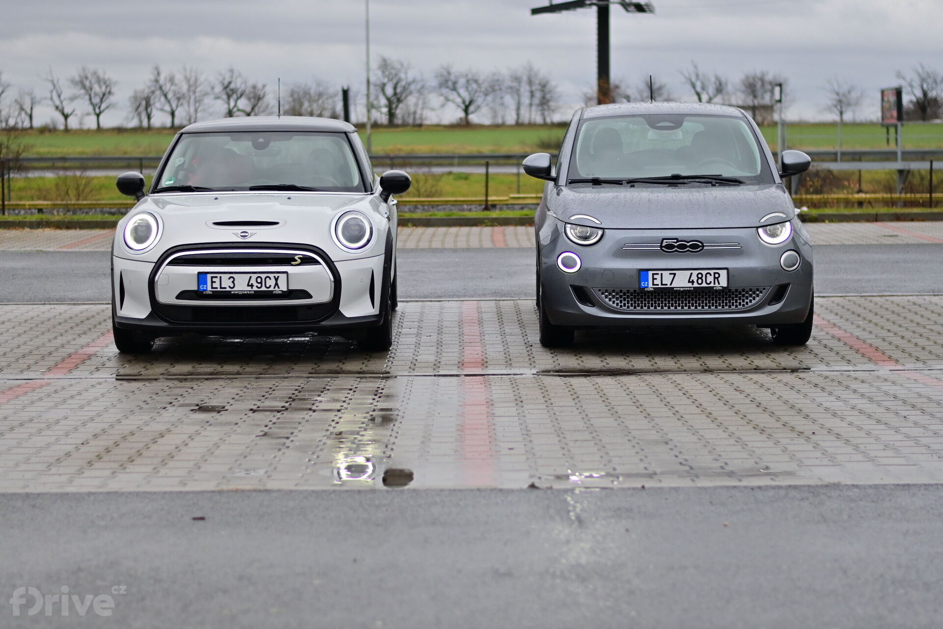 Fiat 500e nebo Mini Cooper SE?