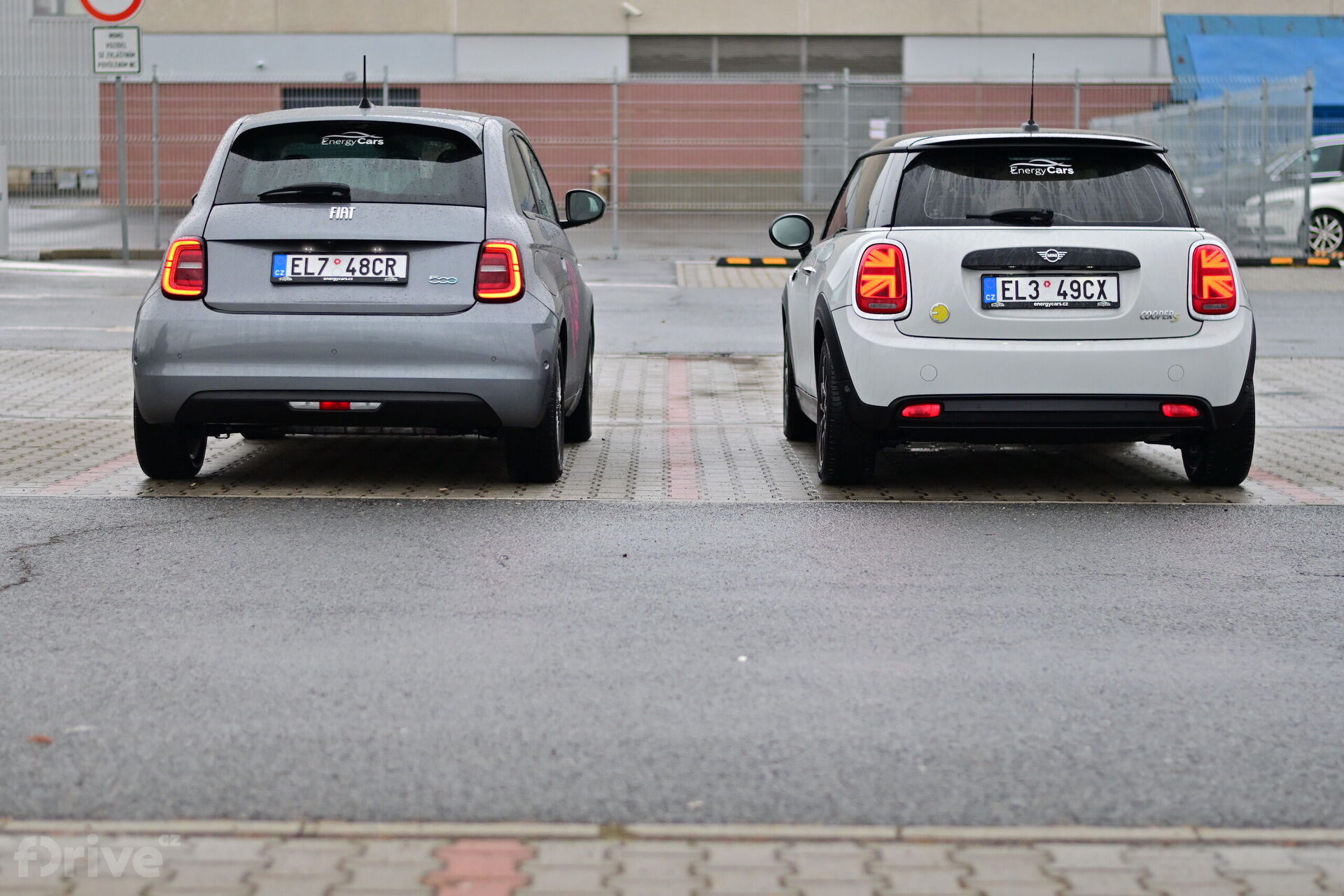 Fiat 500e nebo Mini Cooper SE?