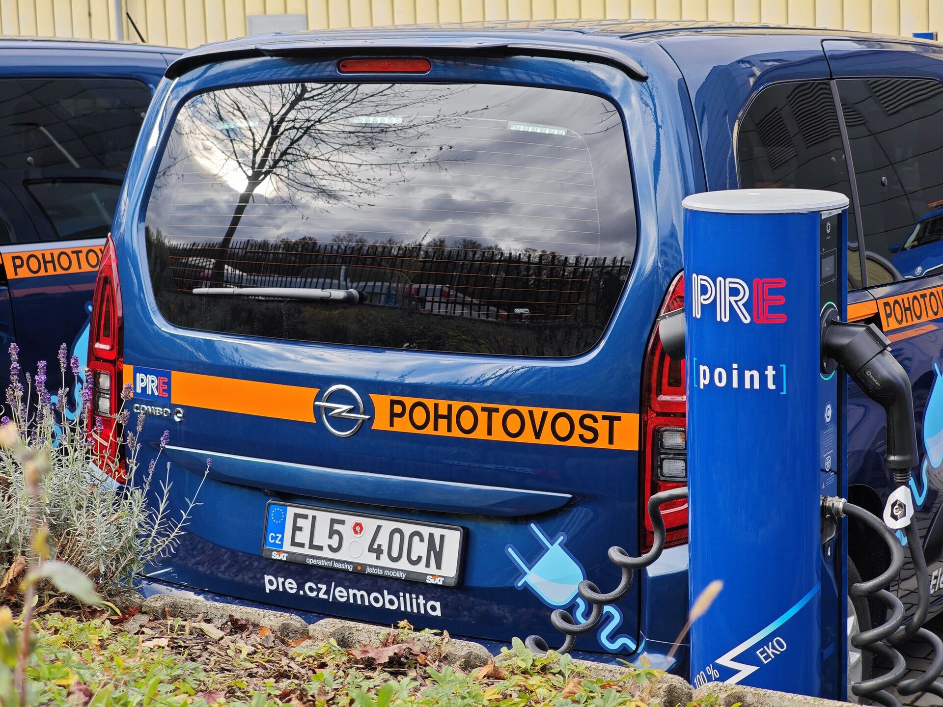 Flotila elektromobilů PRE