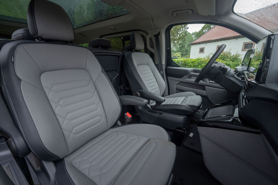 Ford E-Tourneo Custom