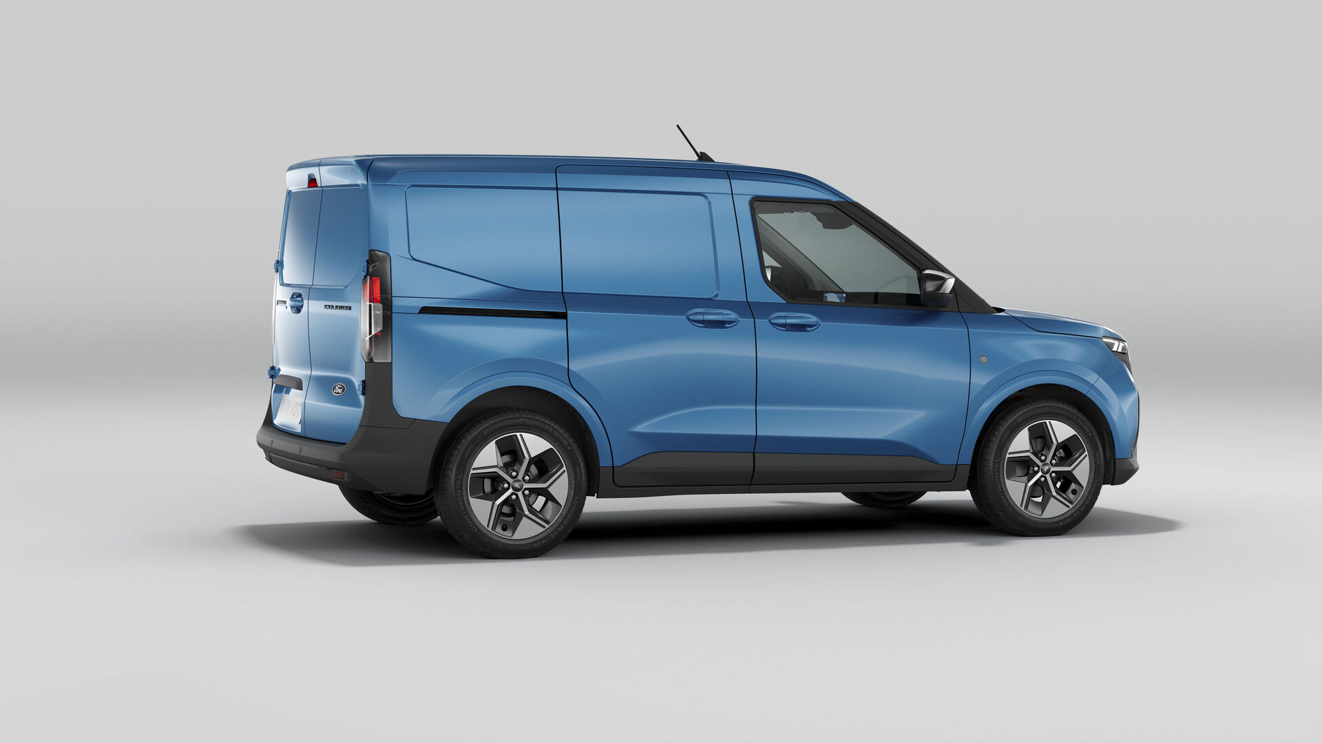 Ford E-Transit Courier