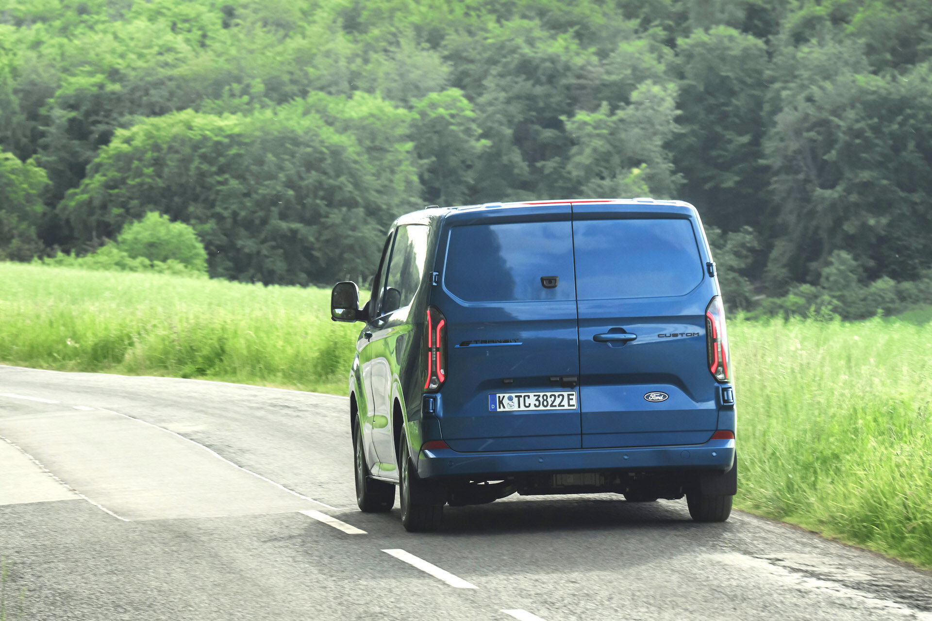 Ford E-Transit Custom