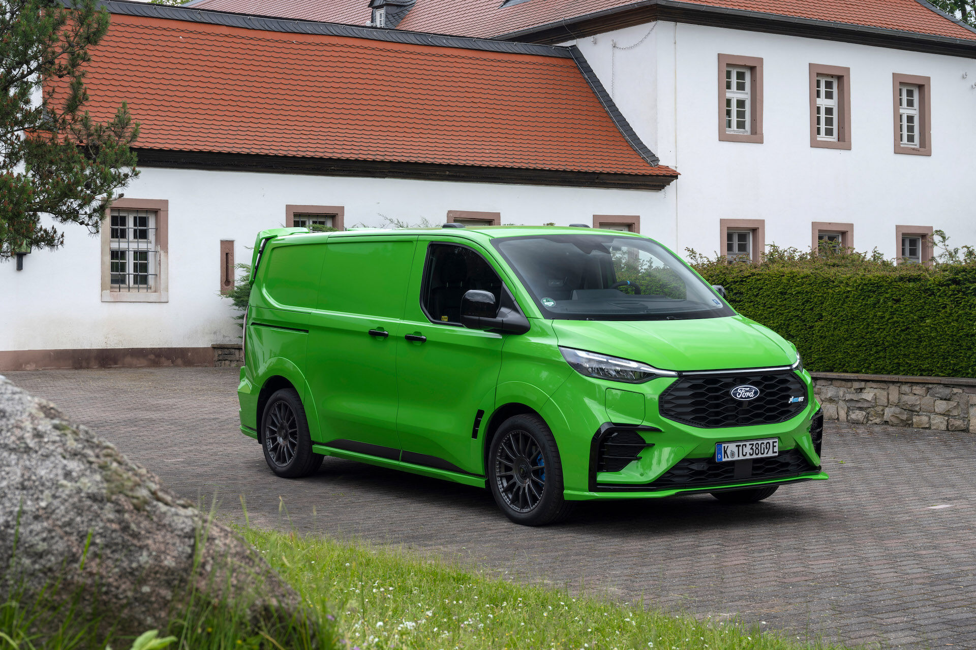 Ford E Transit Custom MS-RT