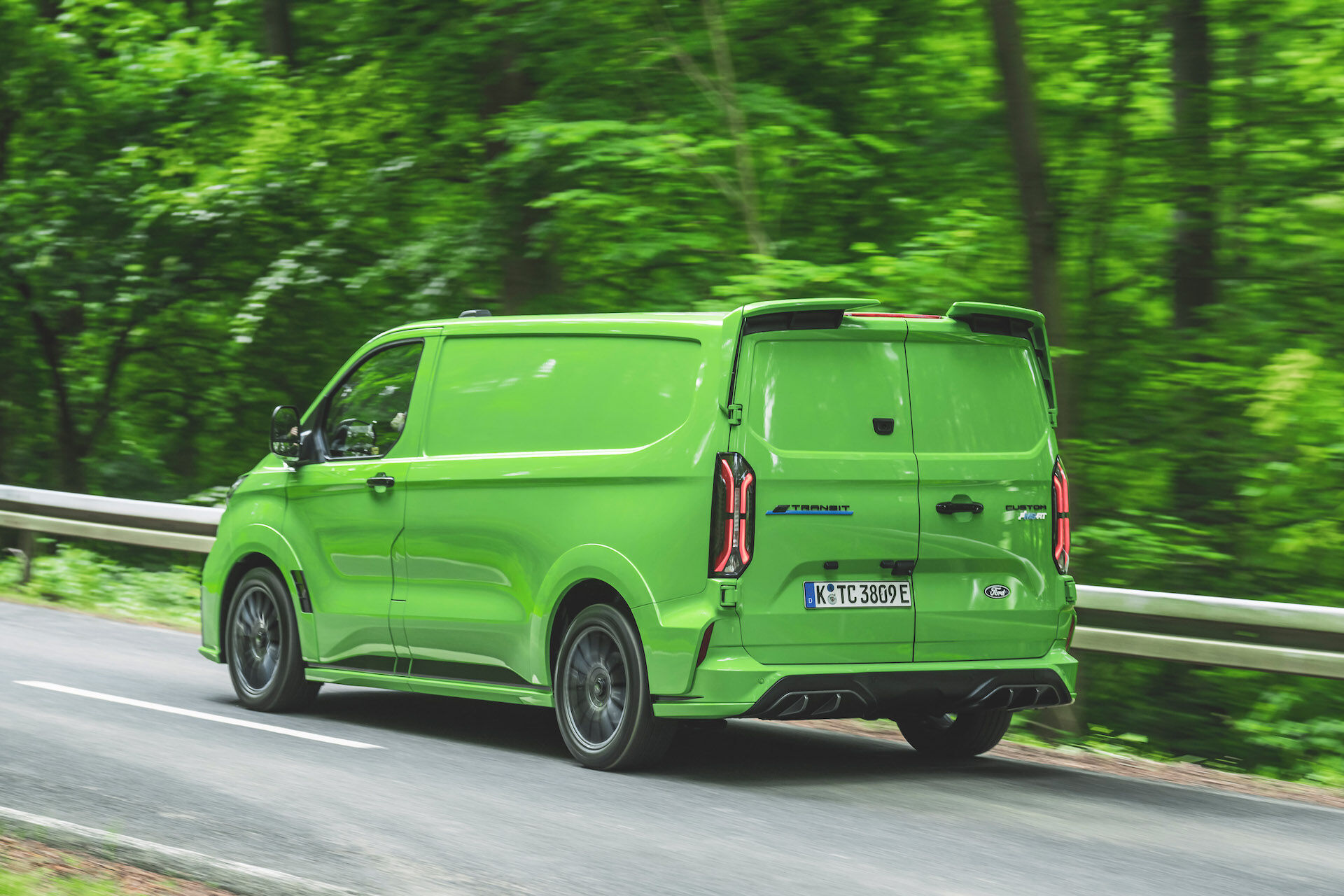 Ford E Transit Custom MS-RT