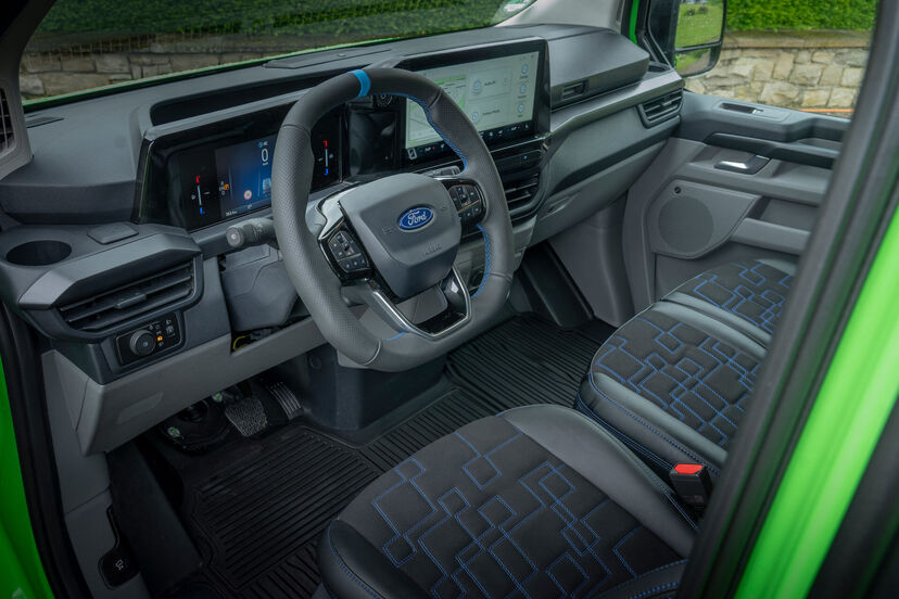 Ford E Transit Custom MS-RT