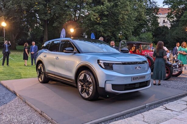 Ford Explorer EV