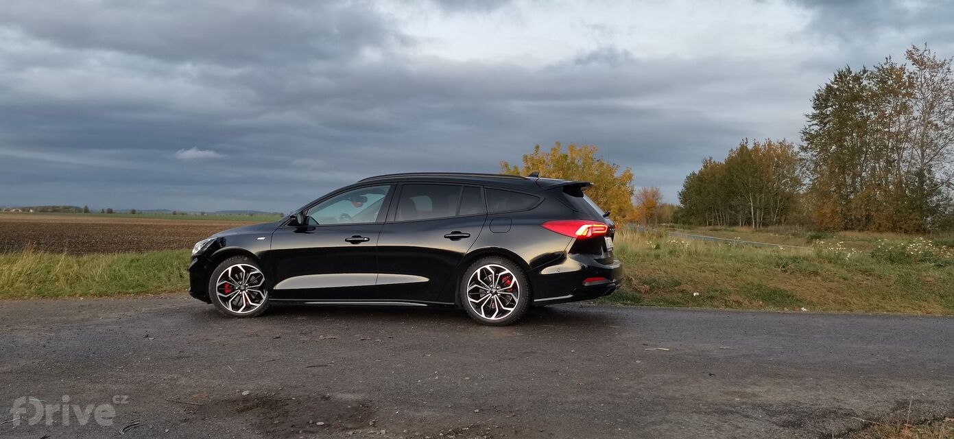 Ford Focus Kombi 1,0 EcoBoost Hybrid (mHEV)